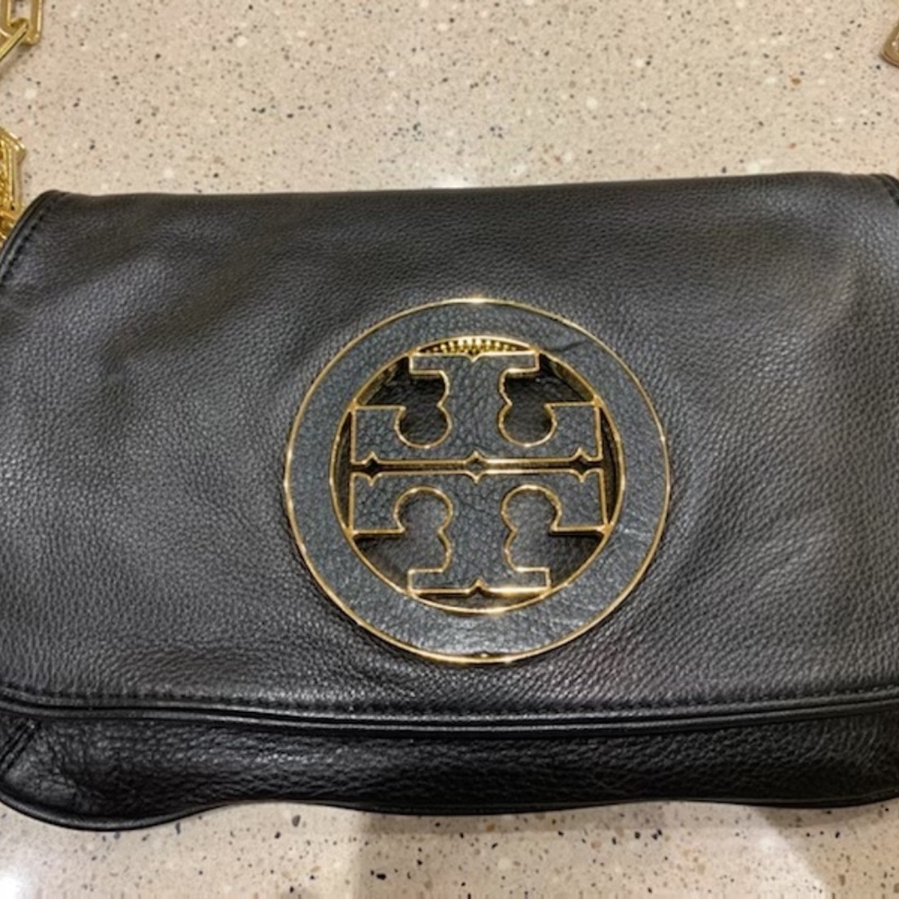 Tory Burch Amanda Crossbody Clutch - Black Leather